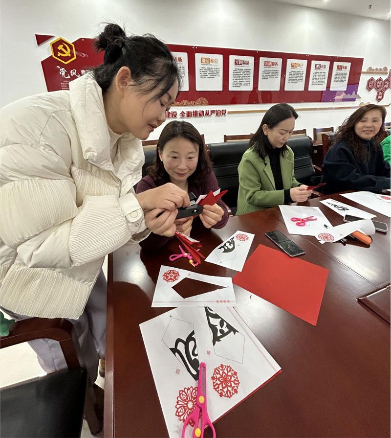 菏澤藝術(shù)學校工會舉行“三八”國際婦女節(jié)系列活動